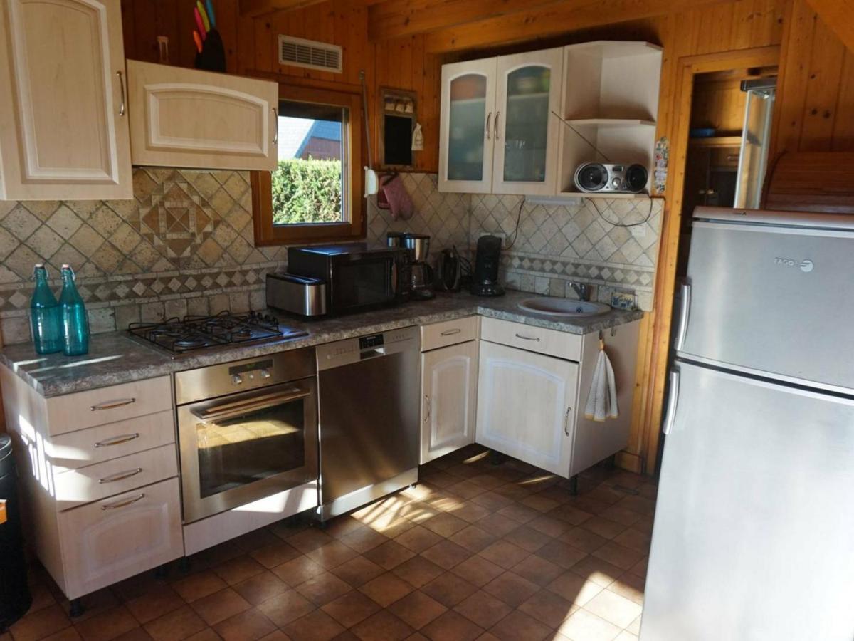Chalet Avec Piscine Chauffee, Tennis Et Jardin Clos, A 1700M De La Plage De Cabourg - Fr-1-465-22 Luaran gambar